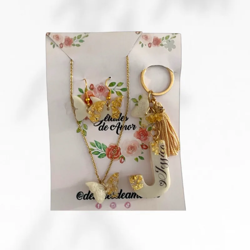 Regalos en resina personalizados - llaveros artesanales flores eternas